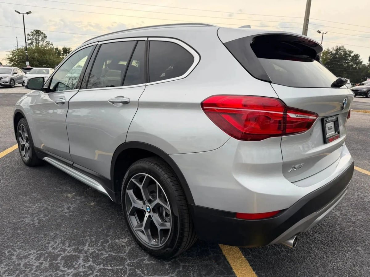 Used 2018 BMW X1 sDrive28i w/ Convenience Package FWD image 4