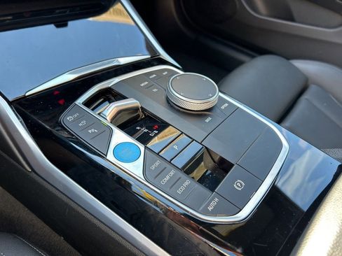 Used 2024 BMW i4 xDrive40i image 37