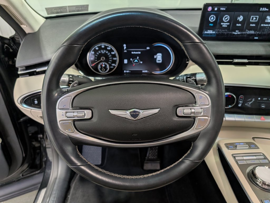 Used 2023 Genesis GV70 2.5T w/ Winter Weather Package AWD/4WD image 15