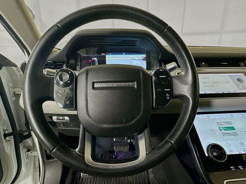 Used 2020 Land Rover Range Rover Evoque SE AWD/4WD image 15