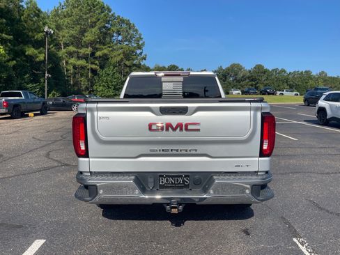 Used 2021 GMC Sierra 1500 SLT w/ SLT Premium Plus Package RWD image 16
