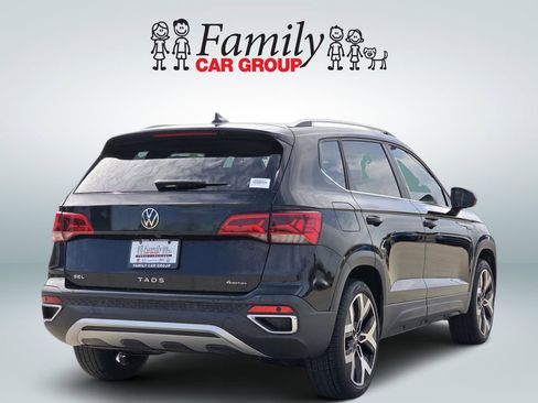 Used 2023 Volkswagen Taos SEL AWD/4WD image 4