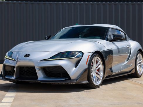 Used 2020 Toyota Supra Premium w/ Driver Assist Package RWD image 4