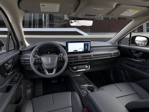 New 2025 Lincoln Corsair Reserve w/ Rear Removable Package Tray image 9