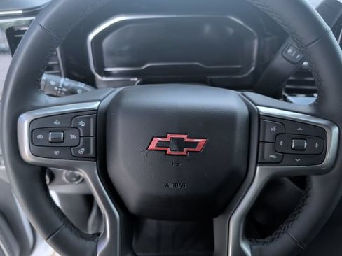 Used 2024 Chevrolet Silverado 1500 LT AWD/4WD image 15
