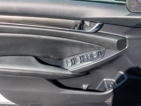 Used 2022 Honda Accord Sport image 21