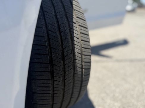Used 2014 Ford Fusion SE FWD image 20