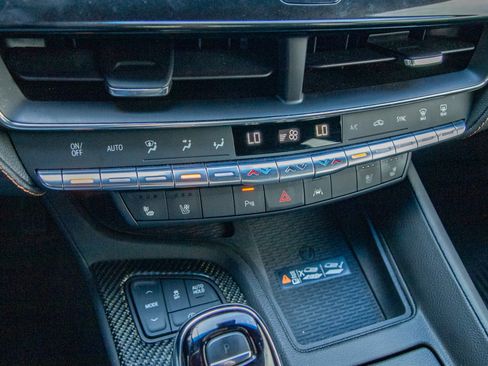 Used 2023 Cadillac CT5 Sport AWD/4WD image 18