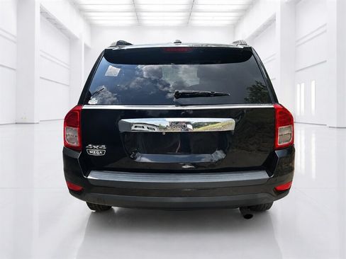 Used 2012 Jeep Compass Sport AWD/4WD image 4