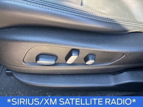 Used 2023 Cadillac XT6 Premium Luxury image 14