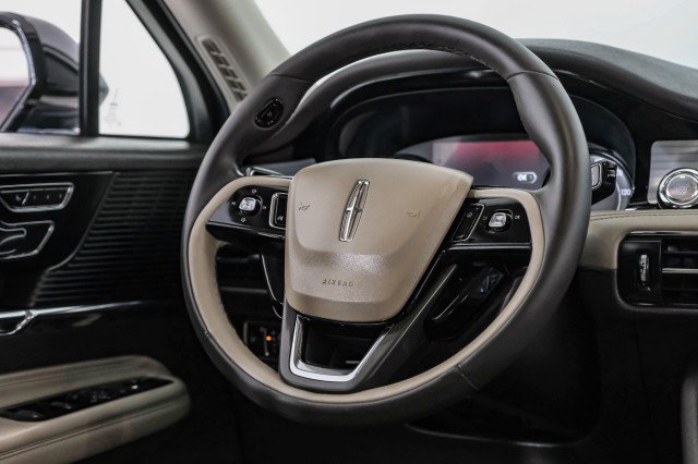 Used 2022 Lincoln Corsair FWD image 14