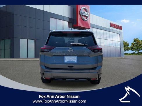 Certified 2024 Nissan Rogue SL AWD/4WD image 4