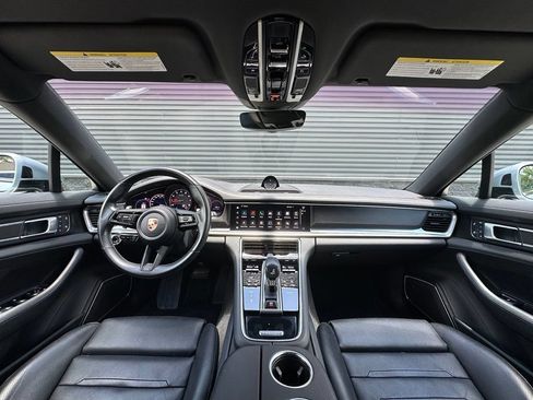 Certified 2023 Porsche Panamera RWD image 6