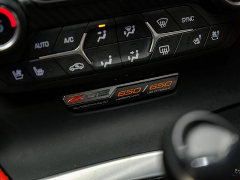 Used 2018 Chevrolet Corvette Z06 image 91