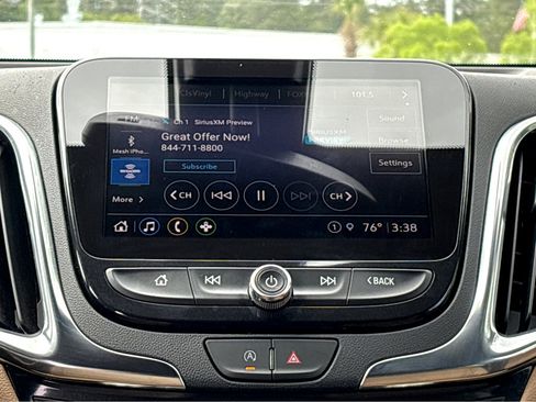 Used 2024 Chevrolet Equinox Premier image 5