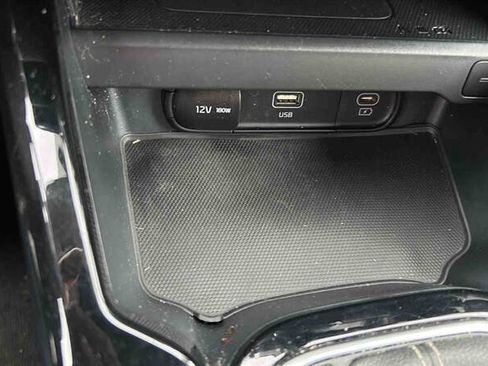 Used 2024 Kia Soul GT-Line FWD image 21
