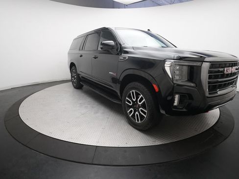 Used 2024 GMC Yukon XL AT4 AWD/4WD image 37