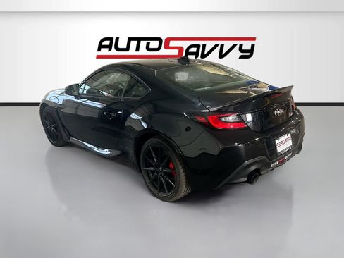 Used 2025 Toyota GR86 Premium w/ Performance Package RWD image 5
