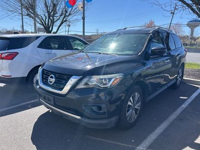 Used 2018 Nissan Pathfinder SL