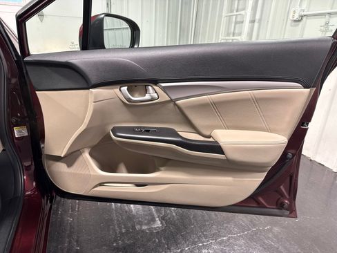 Used 2015 Honda Civic EX-L image 11