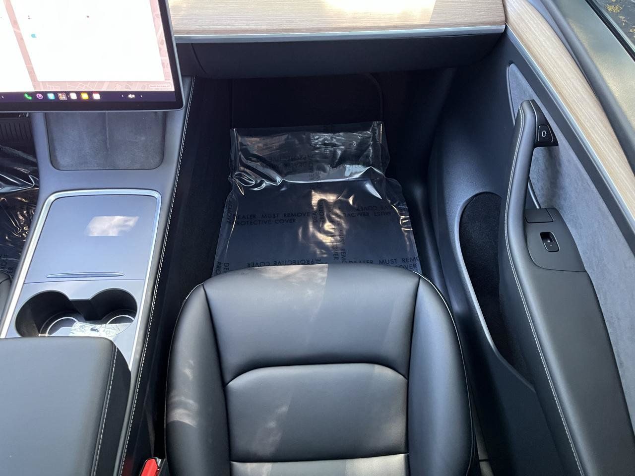 Used 2025 Tesla Model Y Long Range AWD/4WD image 18