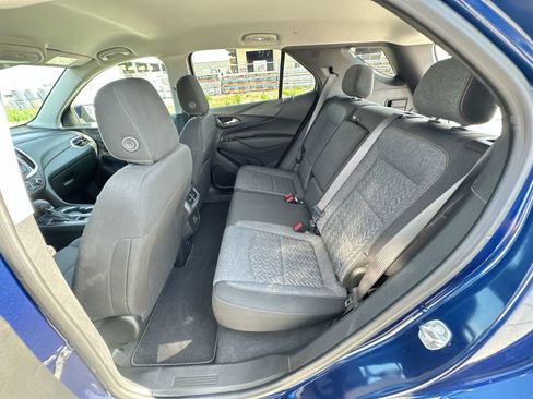 Used 2022 Chevrolet Equinox LT AWD/4WD image 24