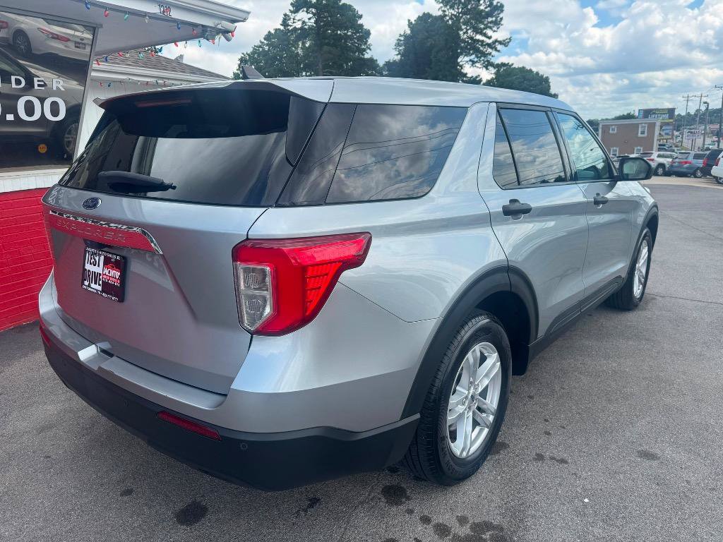 Used 2023 Ford Explorer 2WD image 5