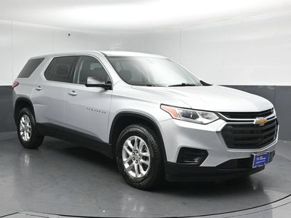 Used 2021 Chevrolet Traverse LS