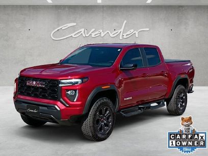 Used 2025 GMC Canyon Elevation