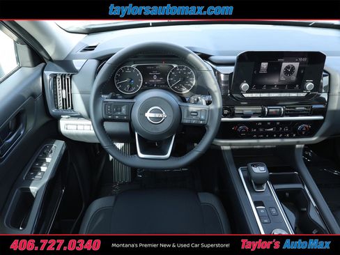 New 2025 Nissan Pathfinder SV w/ SV Premium Package image 33