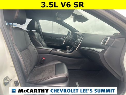 Used 2023 Nissan Maxima SR w/ Sport Mat Group image 17