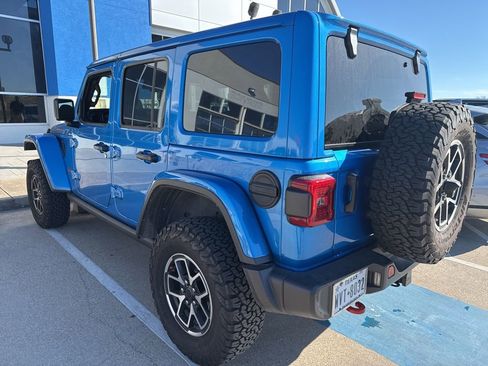 Used 2025 Jeep Wrangler Unlimited Rubicon image 7