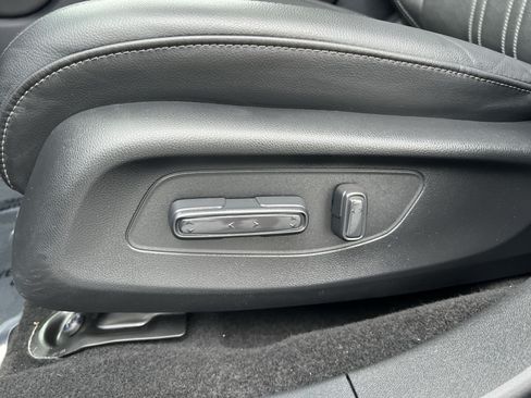Used 2024 Honda HR-V EX-L image 14