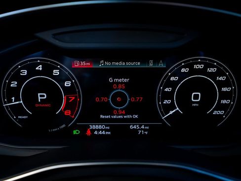 Used 2021 Audi RS 6 w/ Carbon Optic Package AWD/4WD image 42