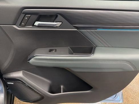 New 2026 GMC Acadia AT4 w/ LPO, Floor Liner Package image 27