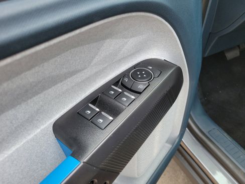 New 2025 Ford Maverick XLT w/ XLT Luxury Package image 17