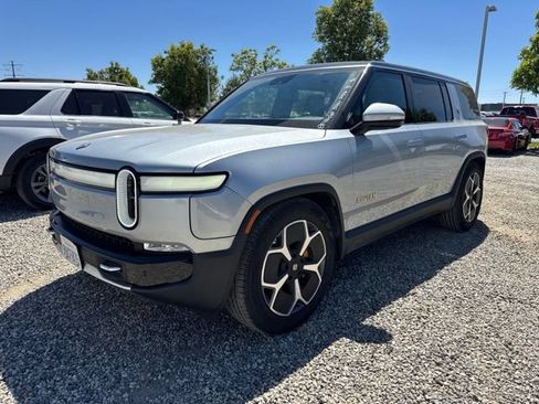 Used 2023 Rivian R1S Adventure AWD/4WD image 1