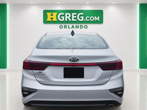 Used 2019 Kia Forte LXS FWD image 8