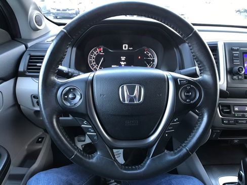 Used 2017 Honda Ridgeline RTL image 19