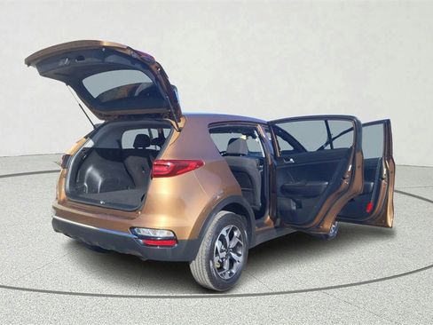 Used 2021 Kia Sportage LX image 13