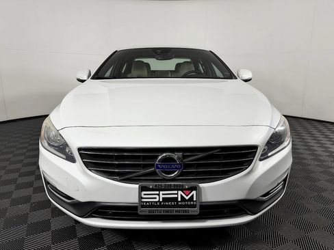 Used 2015 Volvo S60 T5 Premier w/ Convenience Package AWD/4WD image 4
