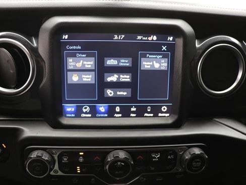 Used 2022 Jeep Wrangler Unlimited Sahara image 21