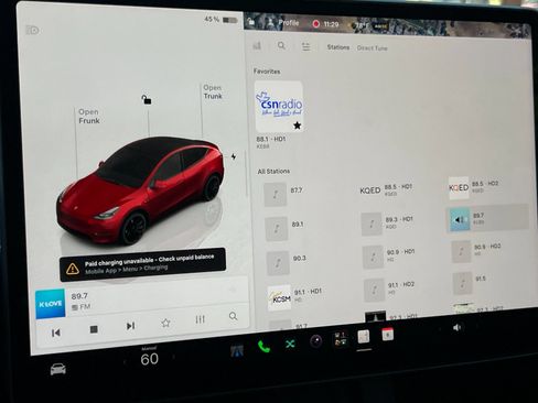 Used 2023 Tesla Model Y Long Range AWD/4WD image 18