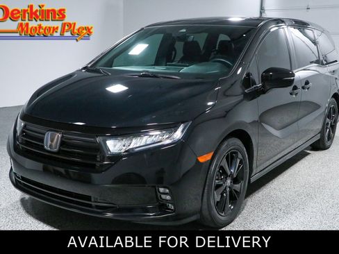 Used 2023 Honda Odyssey Sport image 1