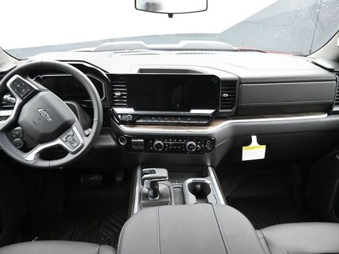 New 2026 Chevrolet Silverado 1500 LT Trail Boss w/ Convenience Package II image 14