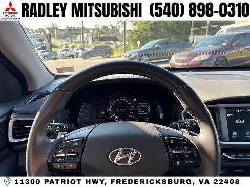 Used 2019 Hyundai Ioniq Limited FWD image 6