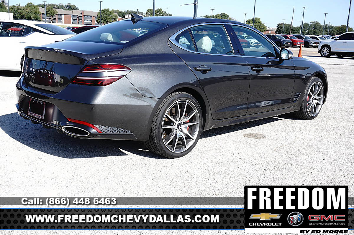 Used 2025 Genesis G70 2.5T RWD image 40