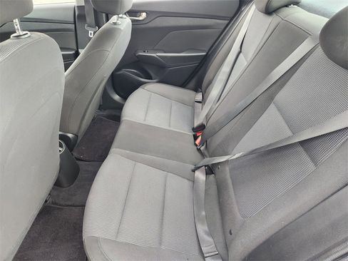 Used 2021 Hyundai Accent SE image 19