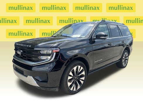 Certified 2025 Ford Expedition Platinum w/ Driver's Package AWD/4WD image 6