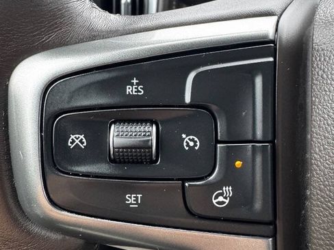 Used 2021 Chevrolet Silverado 1500 LT AWD/4WD image 12